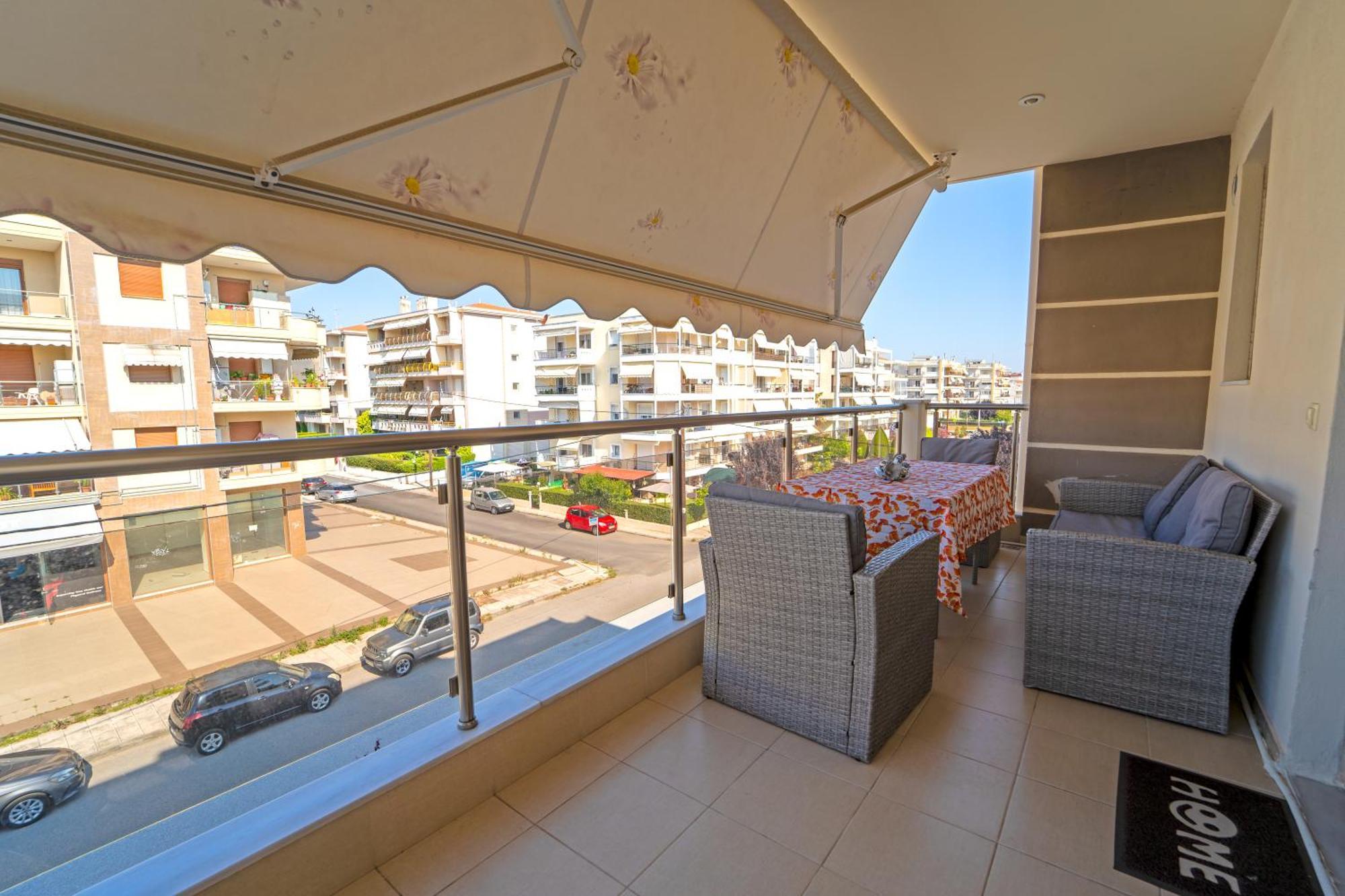 Luxury And Sunny Apartment 250 Mts From The Beach!! Peraía Екстериор снимка